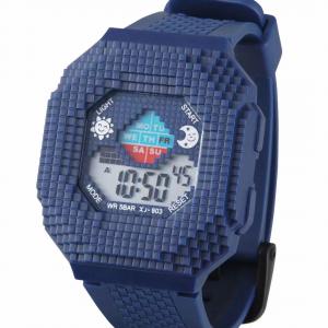 digital watch 